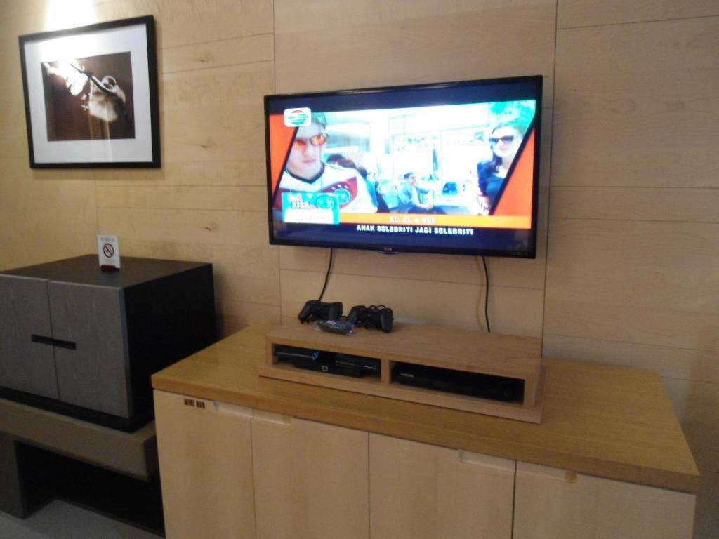 Bumi Segah Hotel Tanjung Redep Екстериор снимка